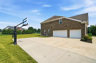 2051 Stonewater Dr, Washington Twp, OH 45458 - Photo 48