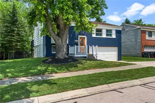 333 Ellenwood Dr, West Carrollton, OH 45449 - Photo 2