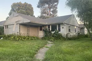 432 Van Tress Dr, Fairborn, OH 45324 - Photo 1