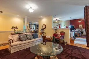 909 Hickory Trail Dr, Wilmington, OH 45177 - Photo 4