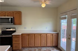 6309 Ashley Meadows Ct, Huber Heights, OH 45424 - Photo 10