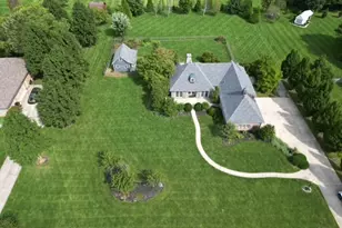 1574 Vicki Ln, Turtlecreek Twp, OH 45036 - Photo 1