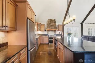 1574 Vicki Ln, Clear Creek Township, OH 45036 - Photo 18