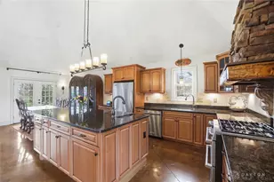1574 Vicki Ln, Clear Creek Township, OH 45036 - Photo 16