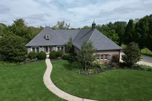 1574 Vicki Ln, Turtlecreek Twp, OH 45036 - Photo 4