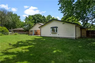9191 Stephanie St, Centerville, OH 45458 - Photo 10
