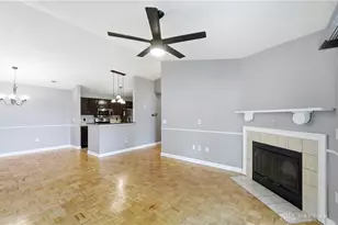610 Carrington Pl, Loveland, OH 45140 - Photo 12
