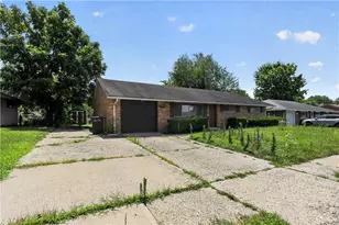 2196 Owendale Dr, West Carrollton, OH 45439 - Photo 2