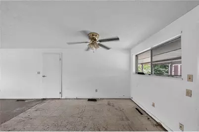 2196 Owendale Drive, West Carrollton, OH 45439 - Photo 8