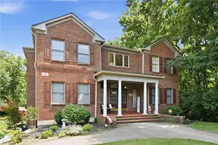 185 Woods Edge Ct, Union Twp, OH 45177 - Photo 2