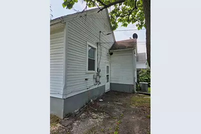 445 E Siebenthaler Avenue, Dayton, OH 45405 - Photo 12