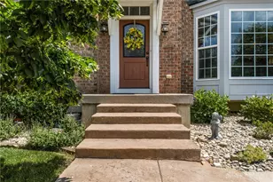 9382 Oak Brook Dr, Clearcreek Twp, OH 45458 - Photo 4