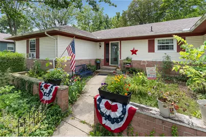 6501 Rangeview Drive, Dayton, OH 45415 - Photo 2