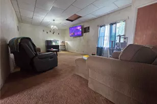 224 E Wayne St, Celina, OH 45822 - Photo 6
