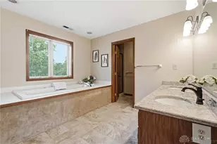 3468 Fairwood Dr, Beavercreek, OH 45432 - Photo 36