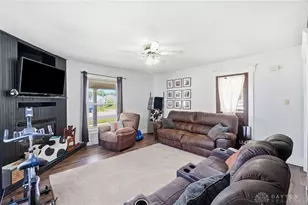 102 W Pike St, Christiansburg, OH 45389 - Photo 18