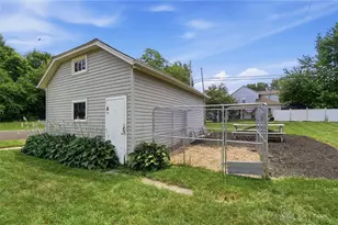 102 W Pike St, Christiansburg, OH 45389 - Photo 58