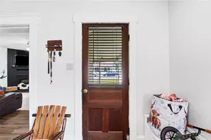 102 W Pike St, Christiansburg, OH 45389 - Photo 8