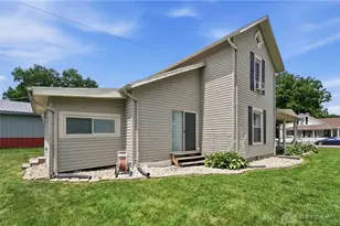 102 W Pike St, Christiansburg, OH 45389 - Photo 56