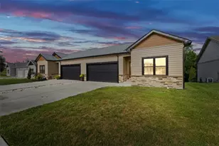 693 Waldsmith Way, Vandalia, OH 45377 - Photo 4
