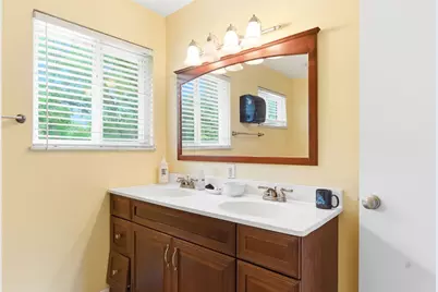 10 Fairway Drive, Springboro, OH 45066 - Photo 16