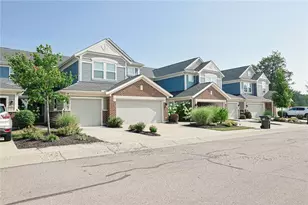 4366 Fairway Ln, Lebanon, OH 45036 - Photo 2