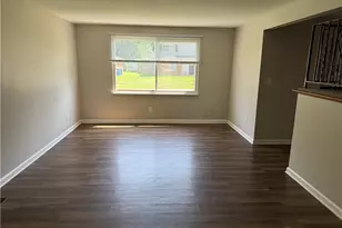 4541 Penhurst Pl, Huber Heights, OH 45424 - Photo 2
