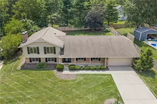 1872 Sugar Run Trail, Bellbrook, OH 45305 - Photo 2