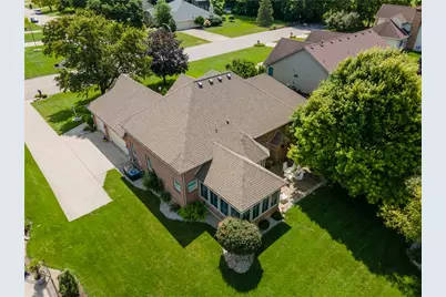 2464 Shenandoah Drive, Troy, OH 45373 - Photo 4