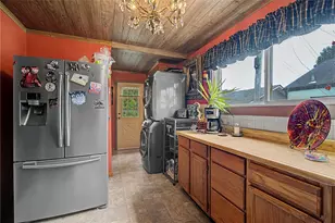 11 E Dayton Dr, Fairborn, OH 45324 - Photo 16