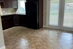 5814 Beth Rd, Huber Heights, OH 45424 - Photo 6
