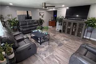 4526 Skylark Dr, Englewood, OH 45322 - Photo 2
