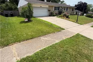 4526 Skylark Dr, Englewood, OH 45322 - Photo 1