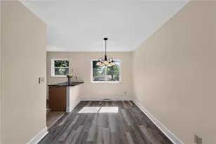 11260 Pippin Rd, Colerain Township, OH 45231 - Photo 10