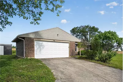 7880 Waterton Court, Dayton, OH 45426 - Photo 2
