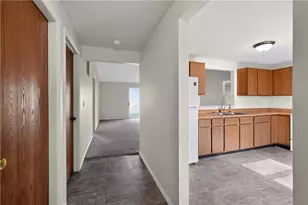 7880 Waterton Ct, Dayton, OH 45426 - Photo 14