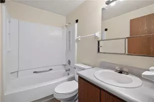 7880 Waterton Ct, Dayton, OH 45426 - Photo 26