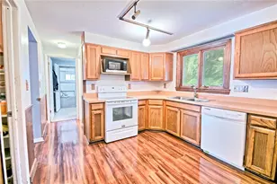 3559 Strathmoor Dr, Kettering, OH 45429 - Photo 8