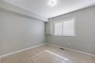 5625 Coach Dr, Kettering, OH 45440 - Photo 12
