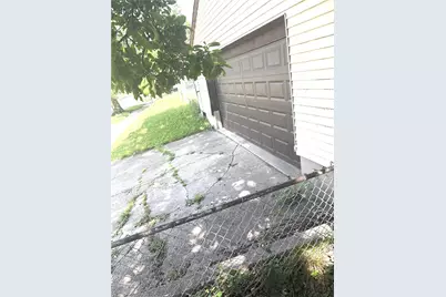 401 Willowwood Drive, Dayton, OH 45405 - Photo 18