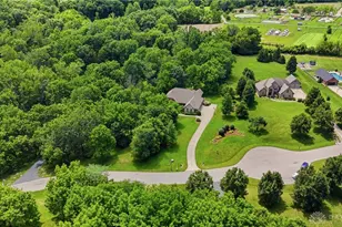 743 Stokes Reserve Ct, Clearcreek Twp, OH 45036 - Photo 4