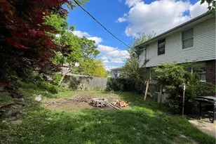 225 Royal Oaks Dr, Fairborn, OH 45324 - Photo 2
