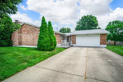 1020 S Elm Street, West Carrollton, OH 45449 - Photo 2