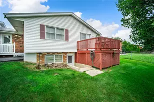 1020 S Elm St, West Carrollton, OH 45449 - Photo 8