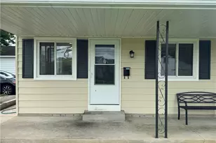 16 Chestnut St, Englewood, OH 45322 - Photo 1