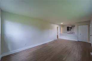 5193 Fortman Dr, Jefferson Twp, OH 45417 - Photo 6