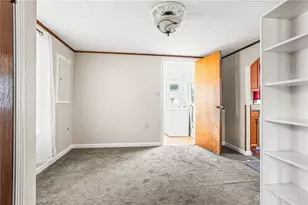 4952 Wildrose Dr, Dayton, OH 45414 - Photo 8