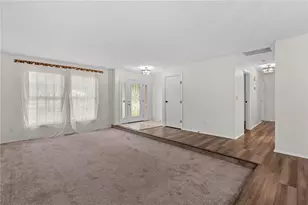 9732 Stagecoach Dr, Centerville, OH 45458 - Photo 14