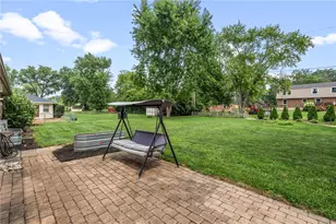 9732 Stagecoach Dr, Centerville, OH 45458 - Photo 8