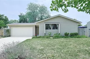 5932 Pine Glen Ln, Dayton, OH 45424 - Photo 2